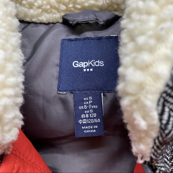 Gap Kids Puffer Vest Snap Pockets Herringbone Accents Size S - Picture 3 of 8